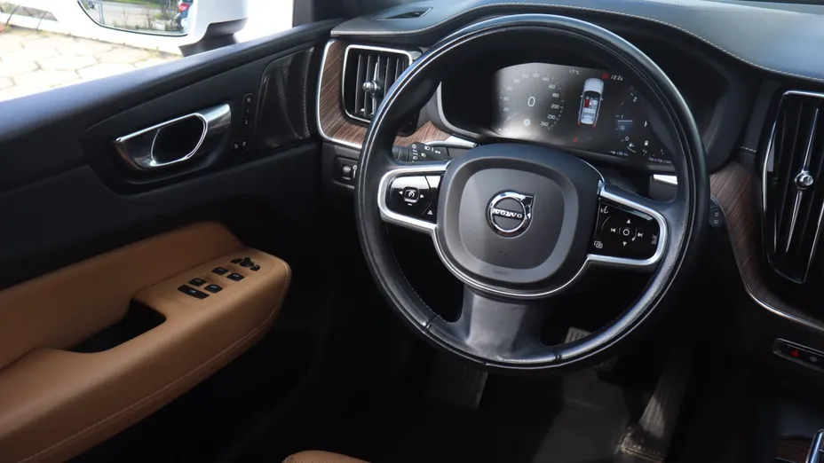 Volvo XC60 -
