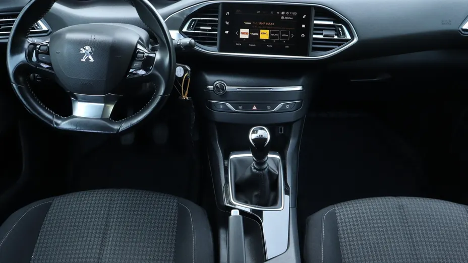 Peugeot 308 -