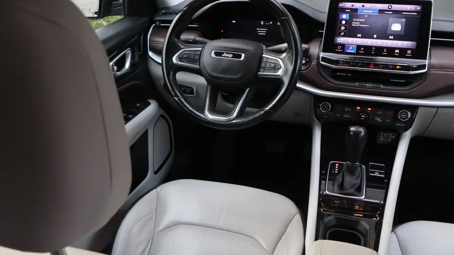 Jeep Compass -