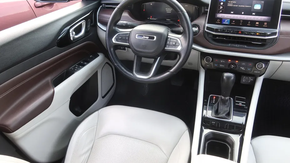Jeep Compass -