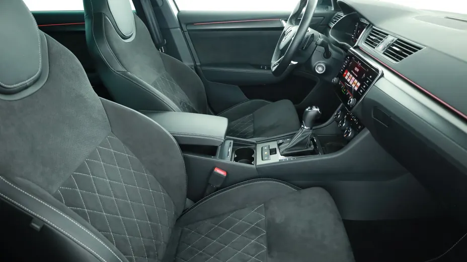 Skoda Superb -