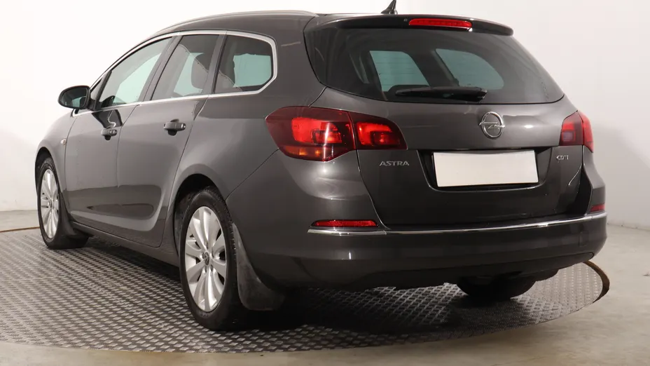 Opel Astra -