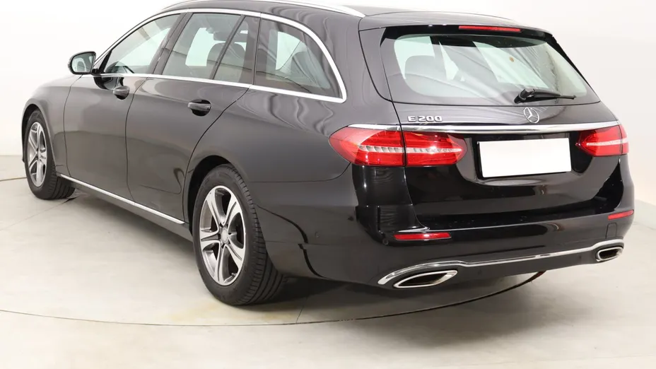 Mercedes E Klasa -