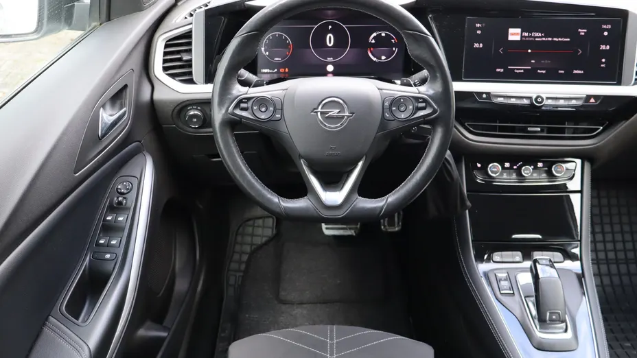 Opel Grandland -