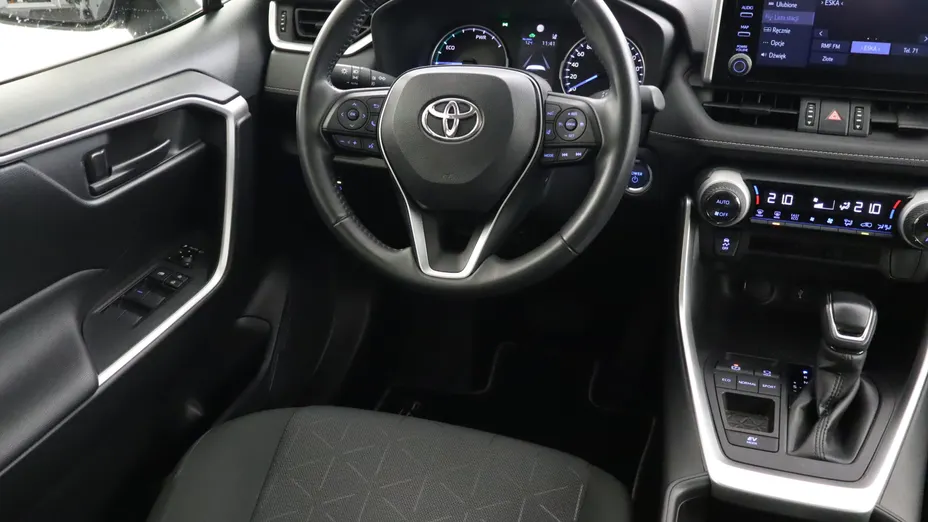 Toyota RAV4 -