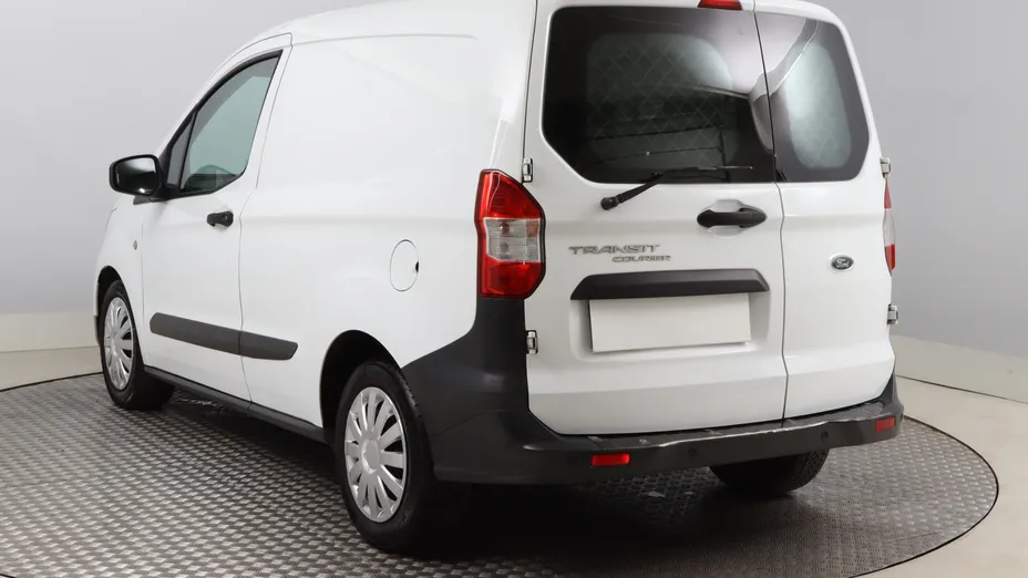 Ford Transit Courier -