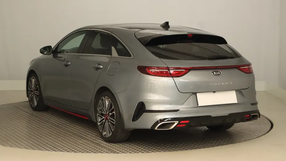 Kia ProCeed -