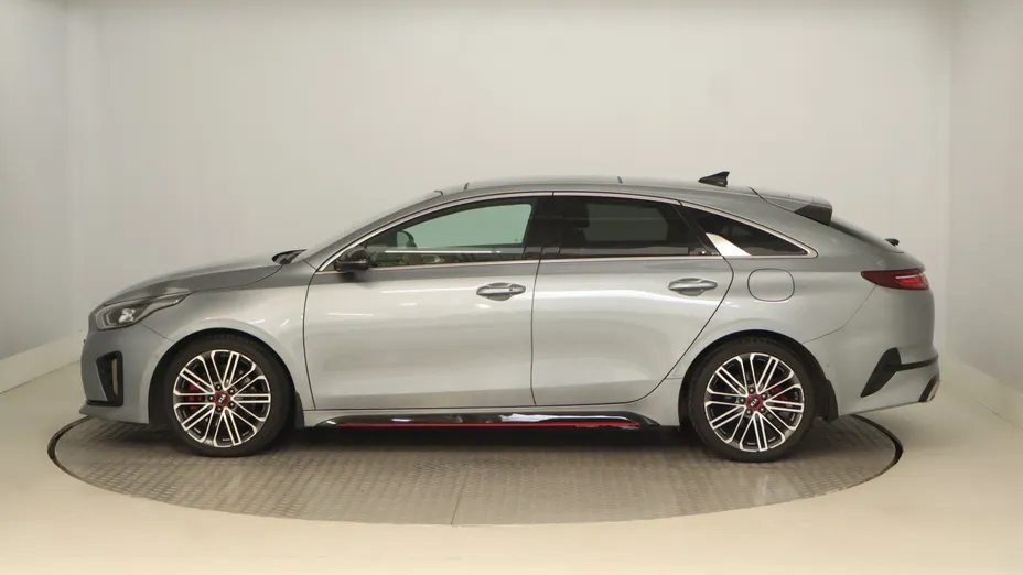 Kia ProCeed -