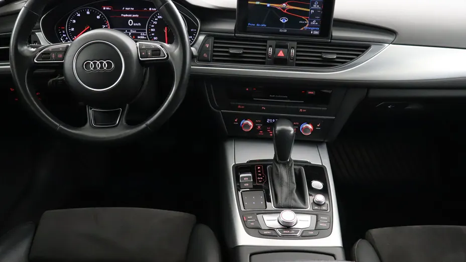 Audi A6 -