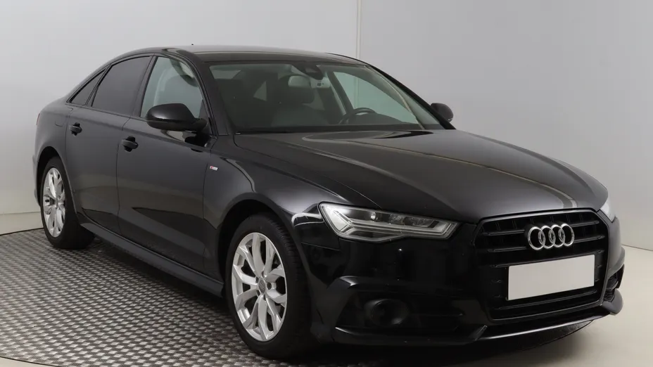 Audi A6 -