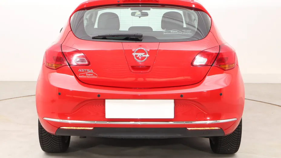 Opel Astra -