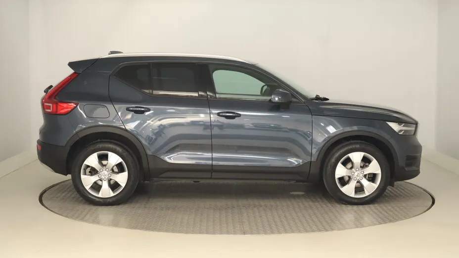 Volvo XC40 -