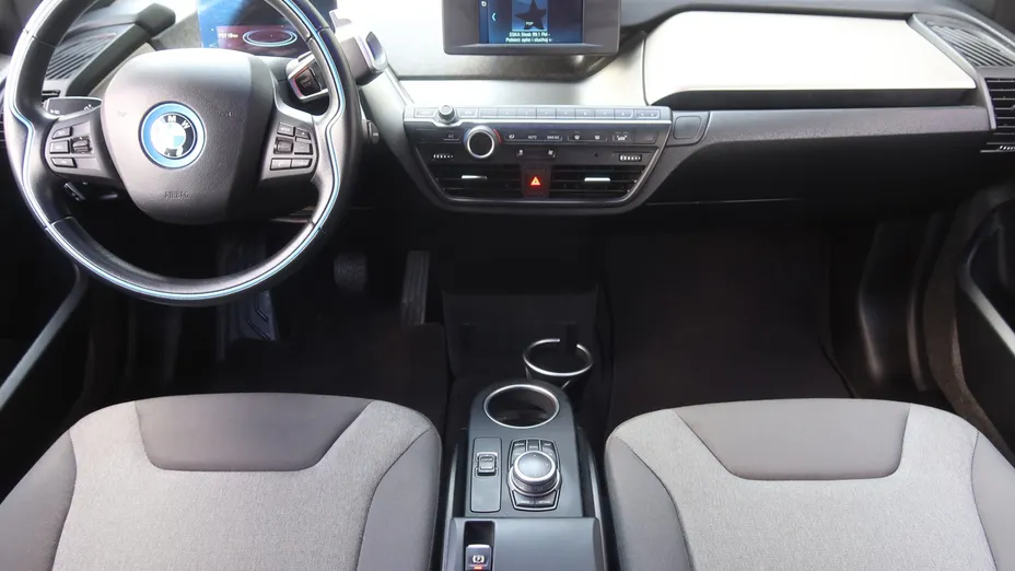 BMW i3 -