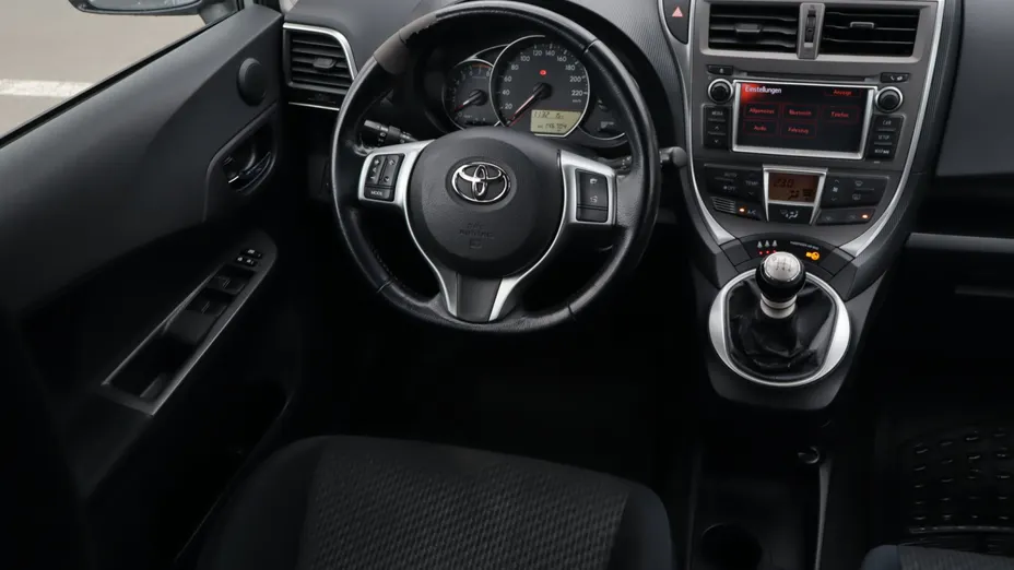 Toyota Verso-S -