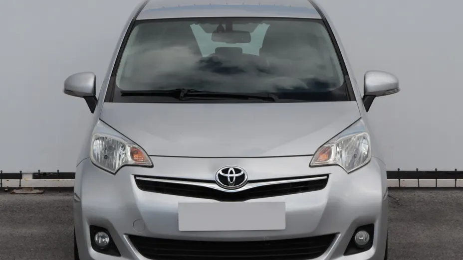 Toyota Verso-S -