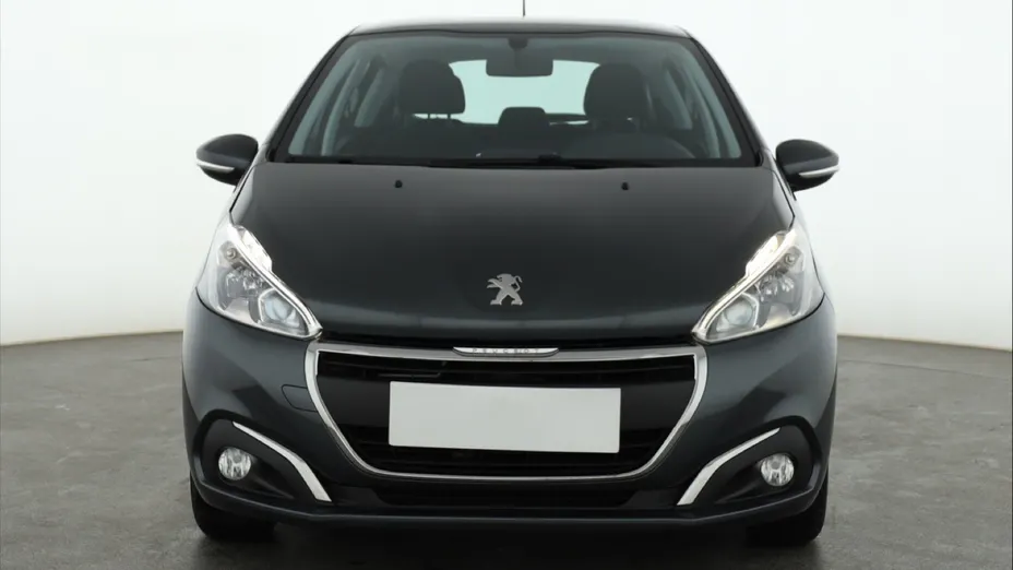 Peugeot 208 -