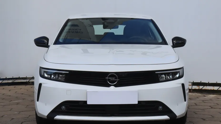 Opel Astra -