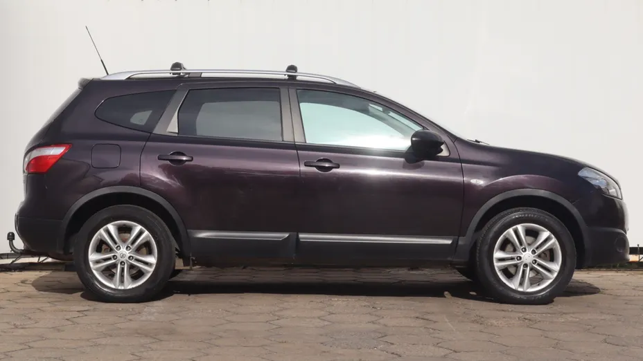 Nissan Qashqai+2 -