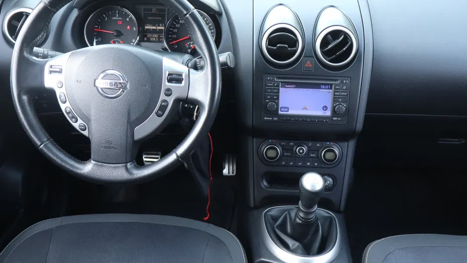 Nissan Qashqai+2 -