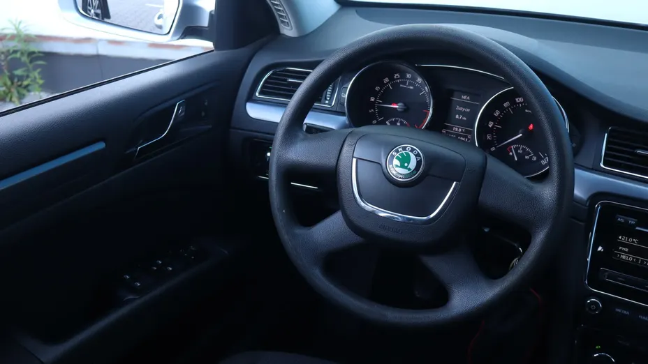 Skoda Superb -