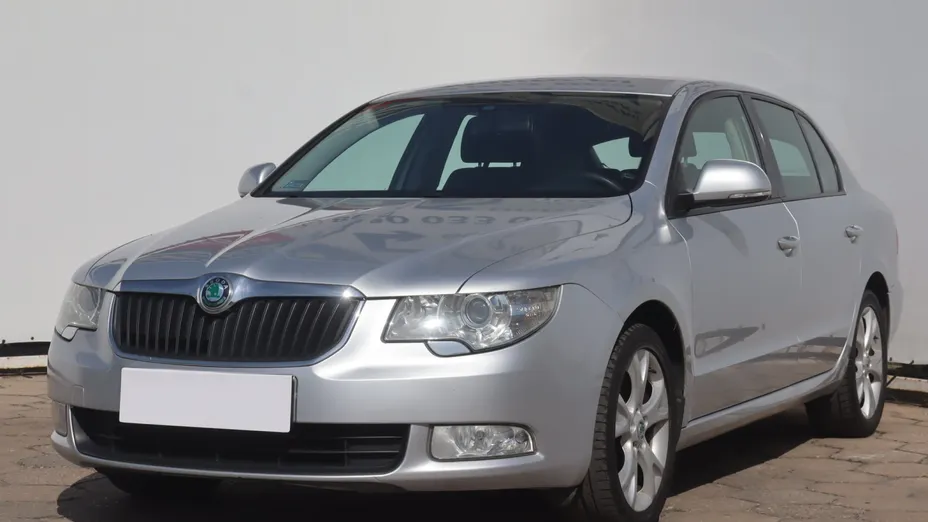 Skoda Superb -