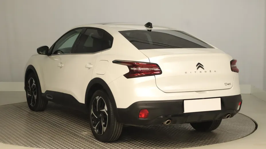 Citroen C4 X -