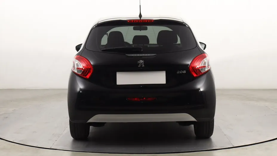 Peugeot 208 -