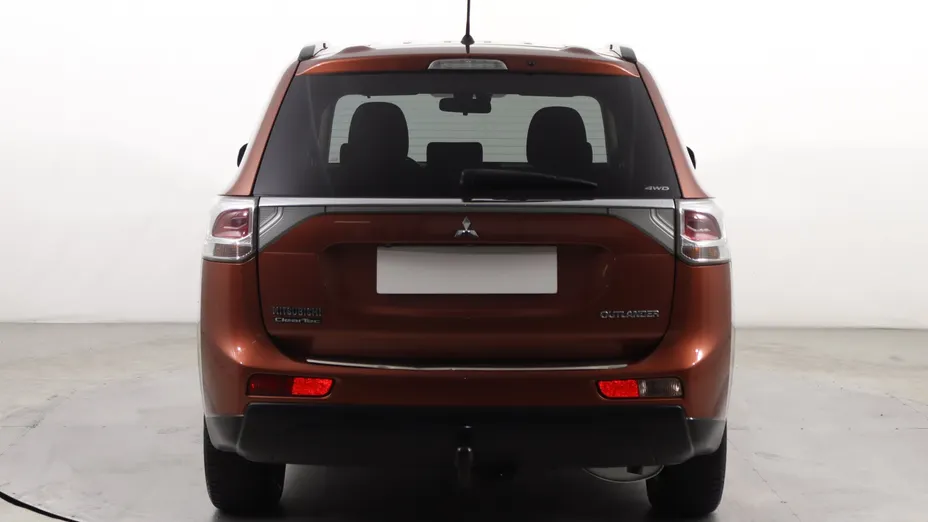 Mitsubishi Outlander -