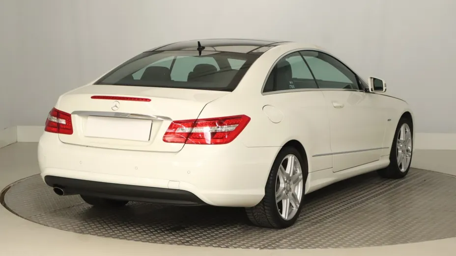 Mercedes E Klasa -