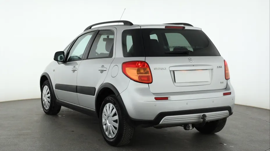 Suzuki SX4 -