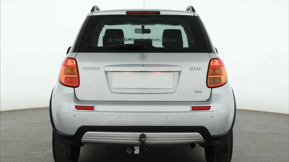 Suzuki SX4 -