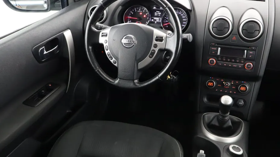 Nissan Qashqai -