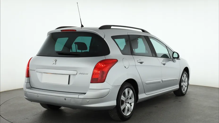 Peugeot 308 -