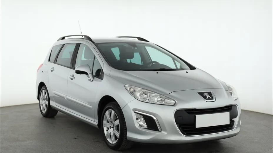 Peugeot 308 -
