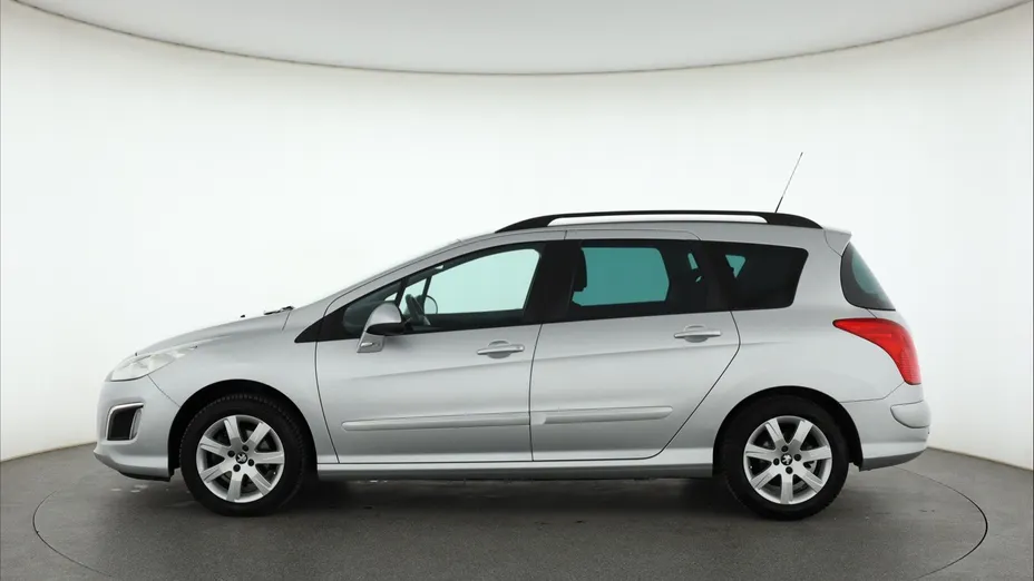 Peugeot 308 -
