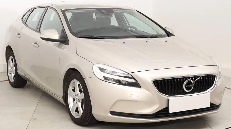 Volvo V40 -