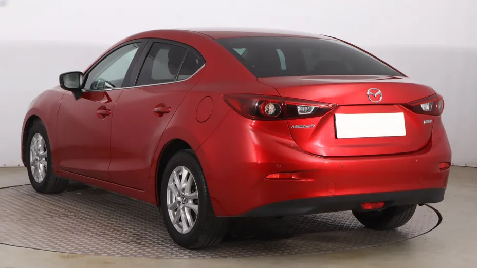 Mazda 3 -