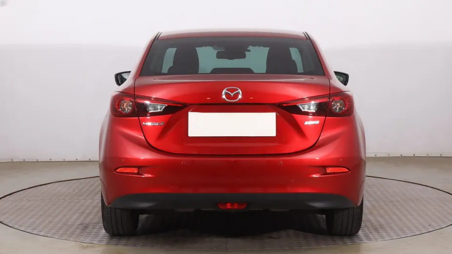 Mazda 3 -