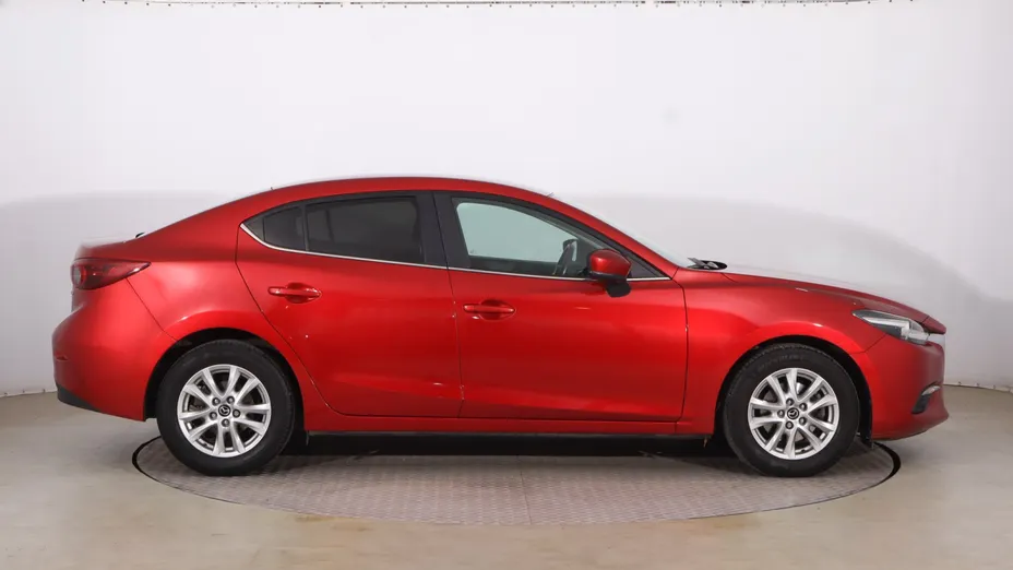 Mazda 3 -