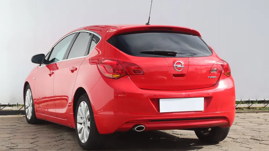 Opel Astra -