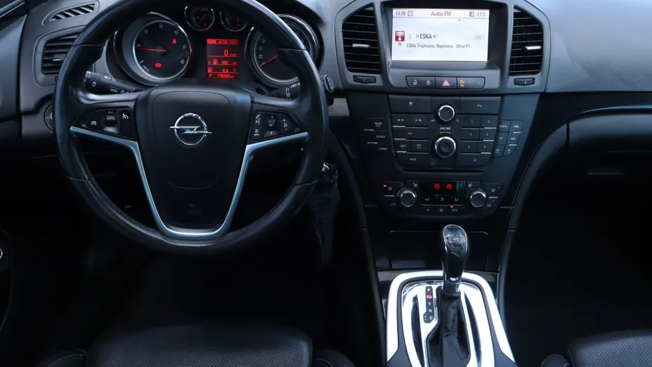 Opel Insignia -
