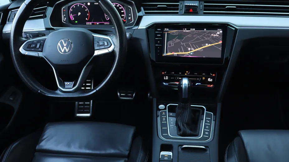 VW Passat -