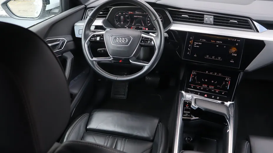 Audi e-tron -