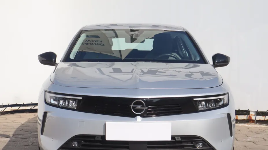 Opel Astra -
