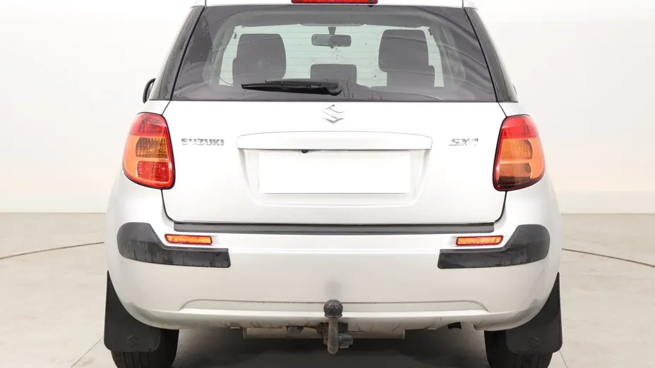 Suzuki SX4 -