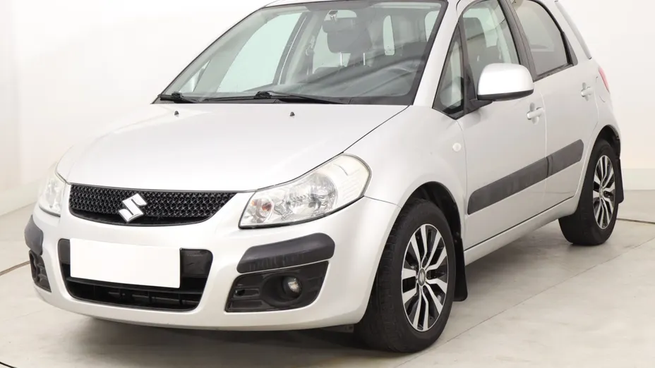Suzuki SX4 -