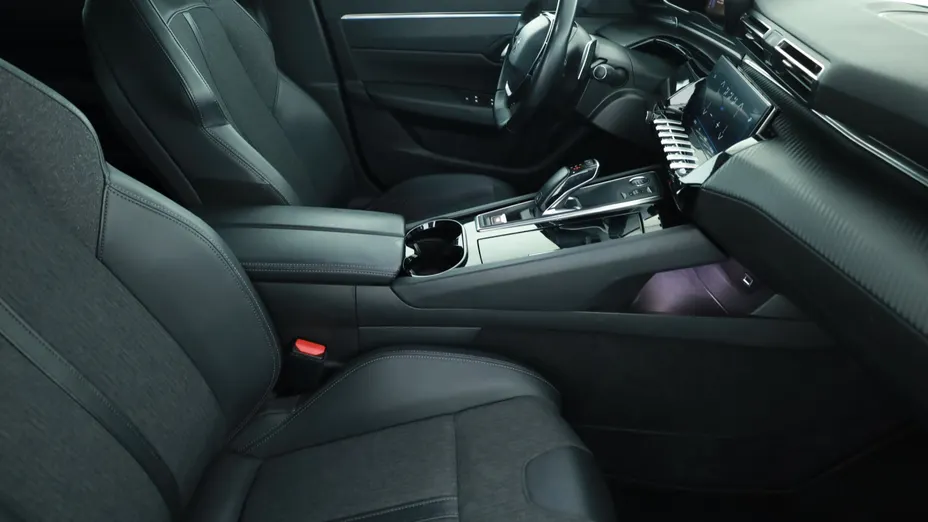 Peugeot 508 -