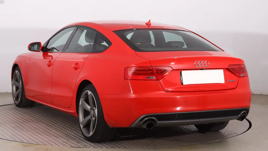 Audi A5 -
