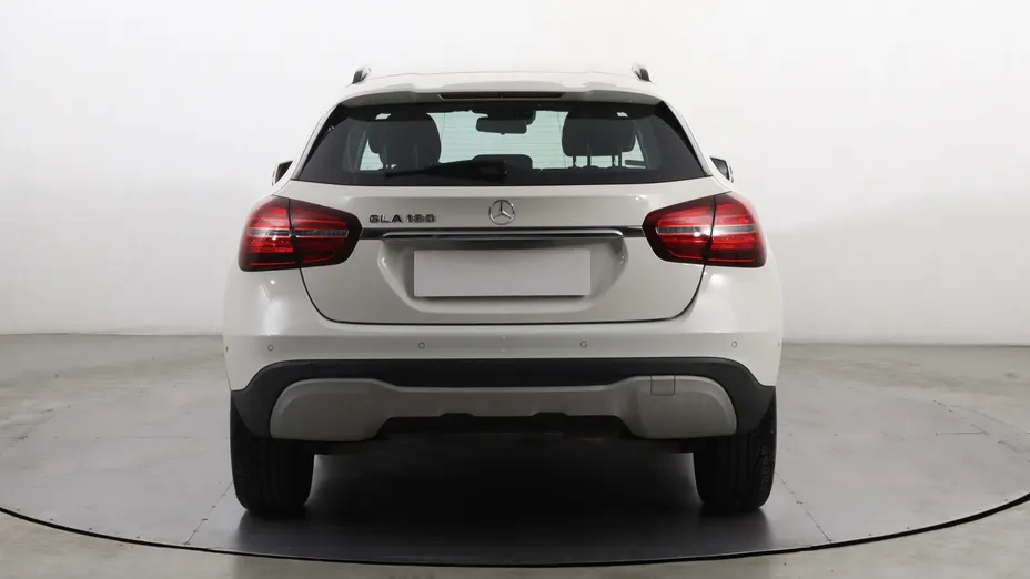 Mercedes GLA -