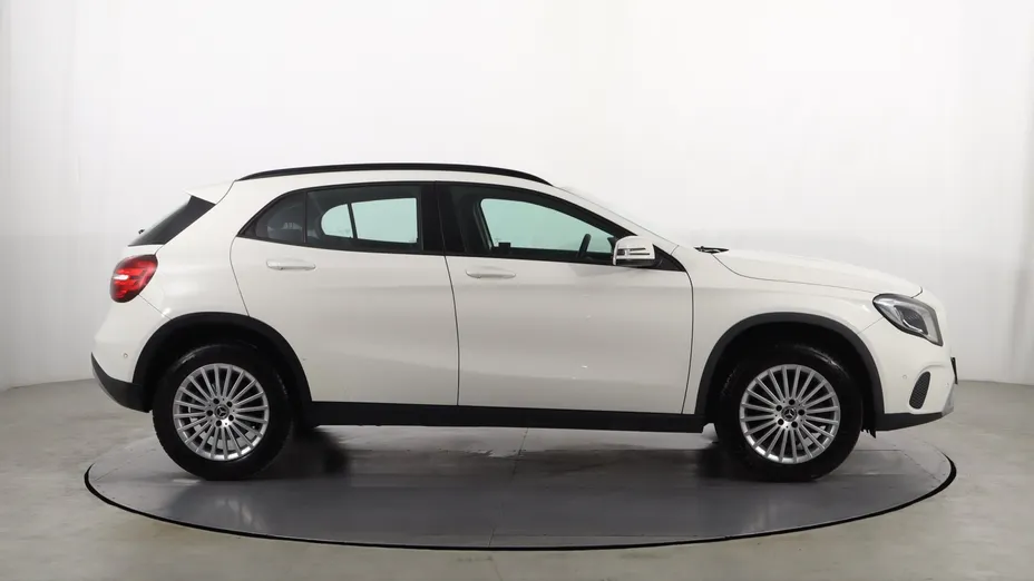 Mercedes GLA -
